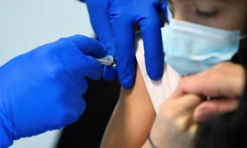 Η UNICEF θα διανείμει 2 δισ. δόσεις εμβολίων στις φτωχές χώρες